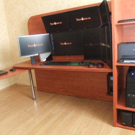 Стол рабочий